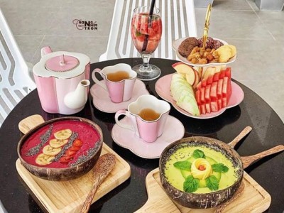 Bát gáo dừa đựng chè